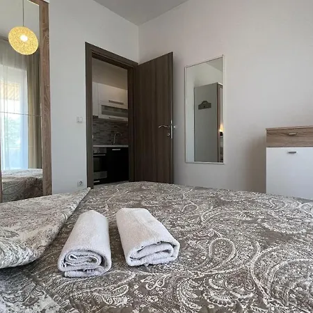 Διαμέρισμα Ivona *