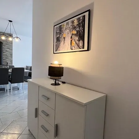 Διαμέρισμα Ivona *