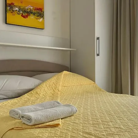 Ivona * Βόντιτσε