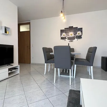 Ivona Apartment *