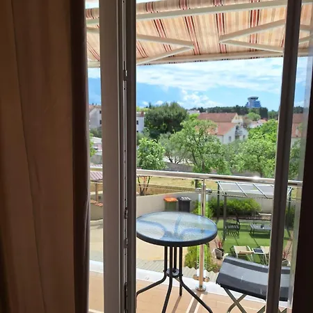 Ivona Apartment *