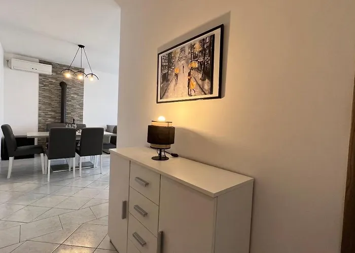 Ivona アパート *