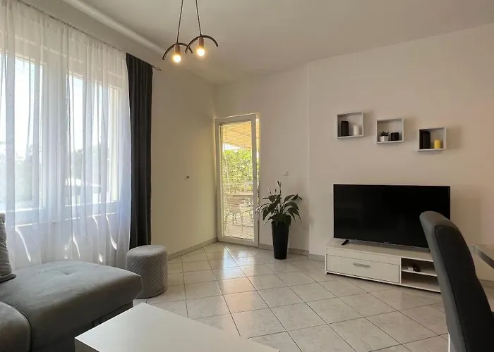 Ivona アパート *