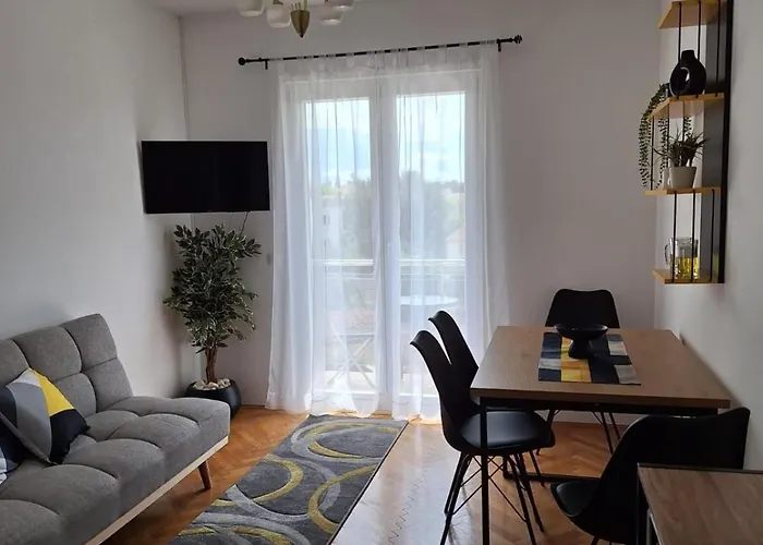 アパート Ivona *